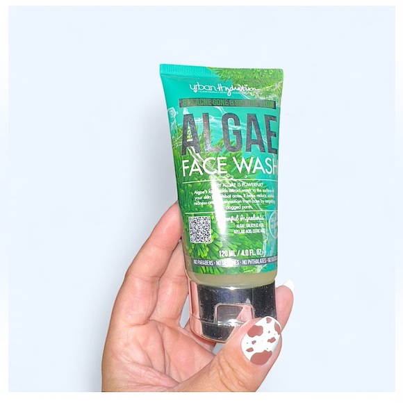 Urban Hydration Algae Face Wash - a soothing and nourishing cleanser NEW - Picture 1 of 3